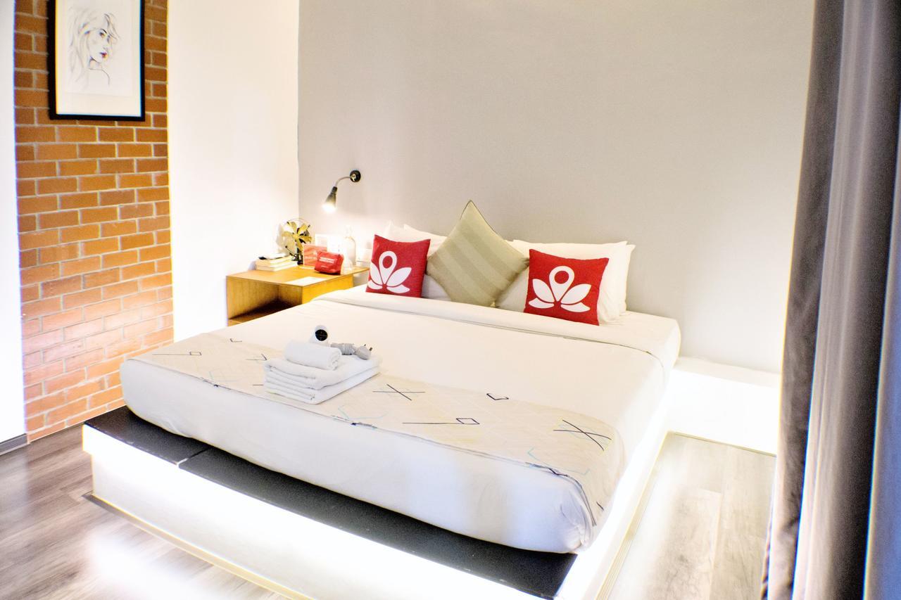 Zen Rooms Eden Parade Tanjung Bungah  Bagian luar foto