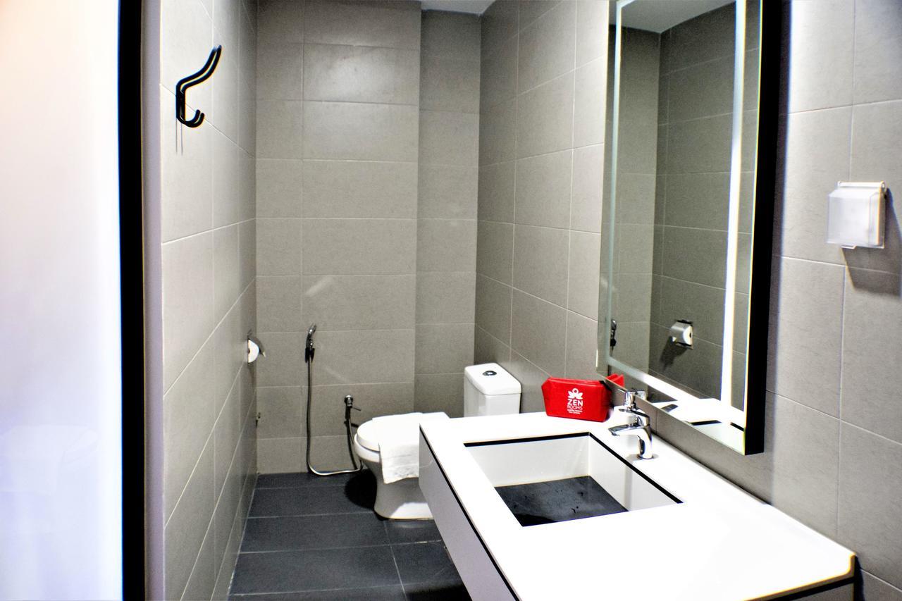 Zen Rooms Eden Parade Tanjung Bungah  Bagian luar foto